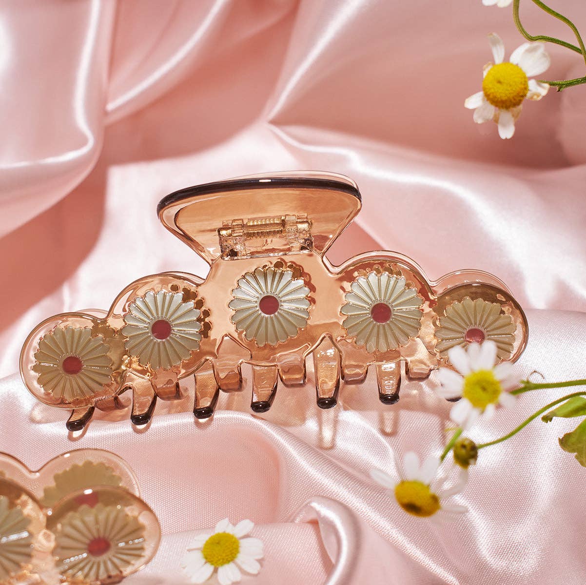 Eclipta Daisy Flower XL Hair Claw  in Clear Brown Acetate