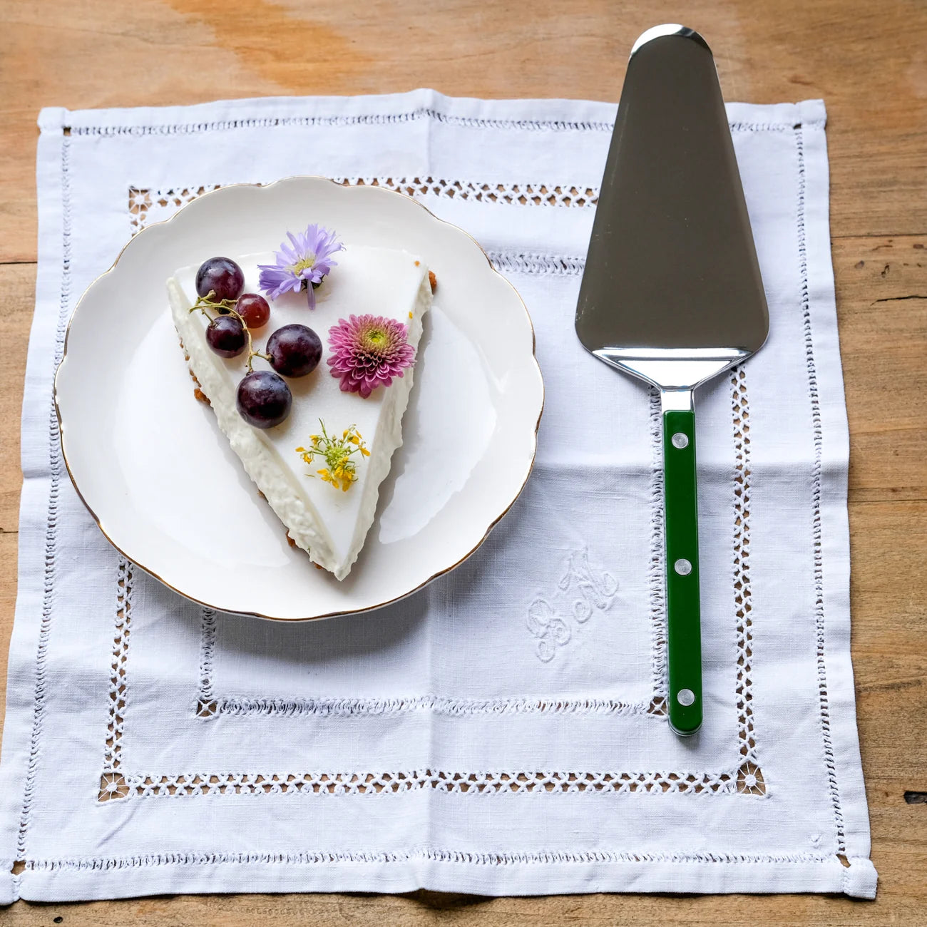 Sabre Bistrot Tart Server