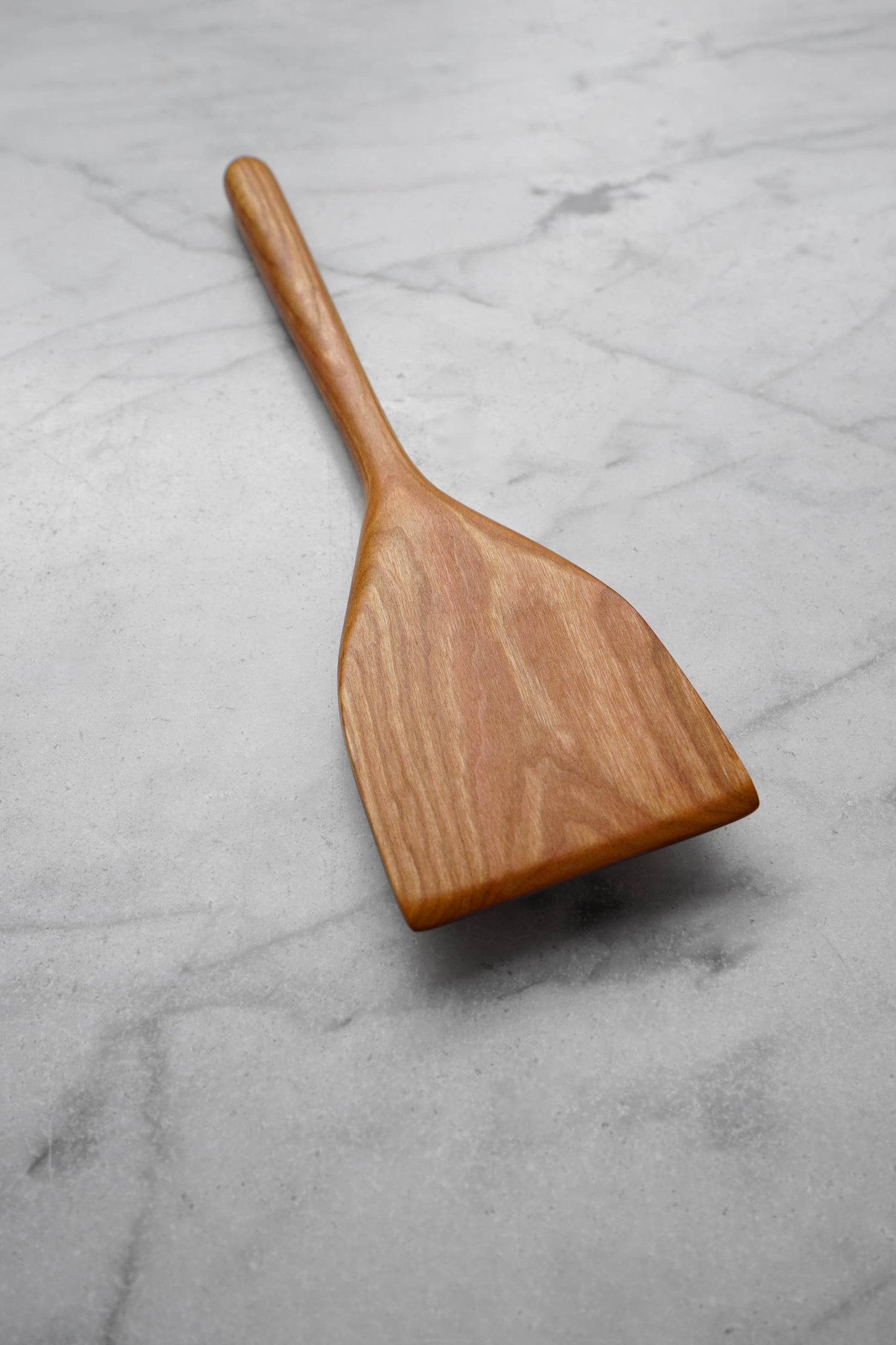 Wide Flipper Spatula - Cherry Wood   