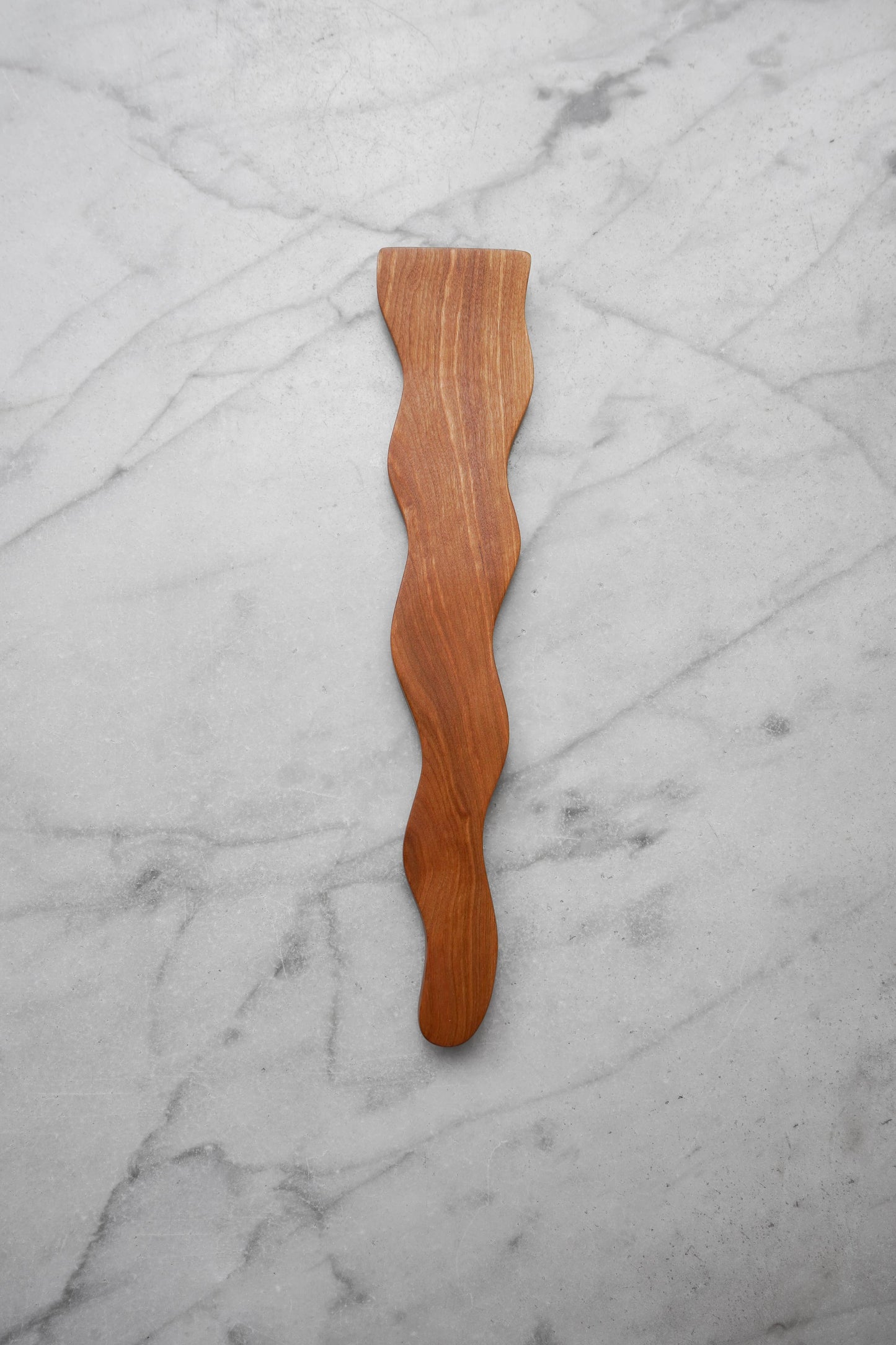 Flat Line - Wavy Spatula - Cherry Wood